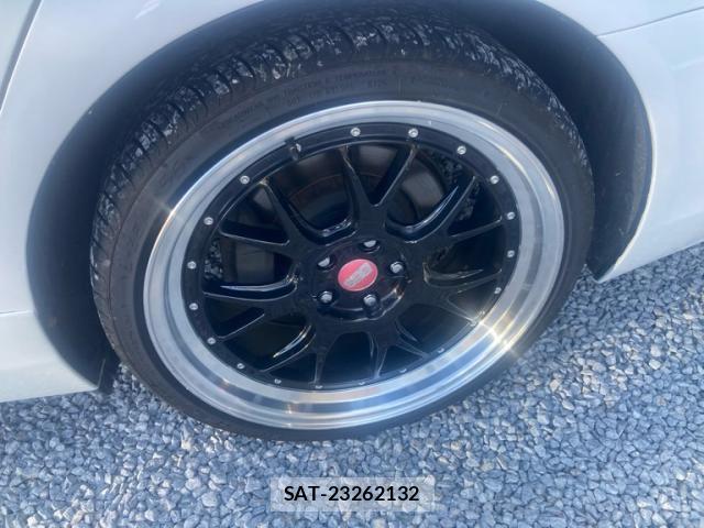 Lexus LS 2012-11 8812112-4