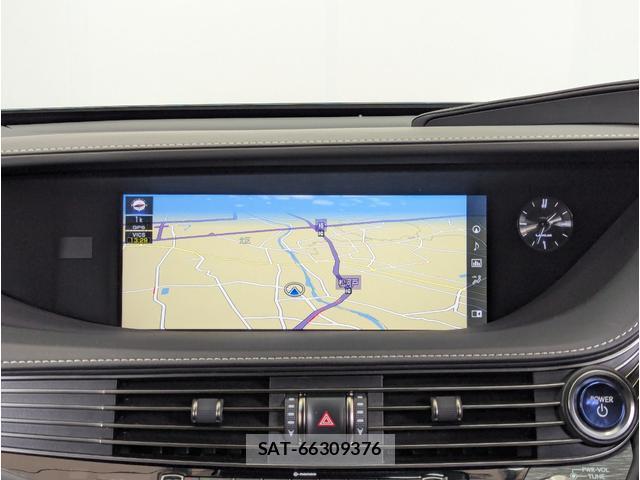 Lexus LS 2017-11 8812456-2