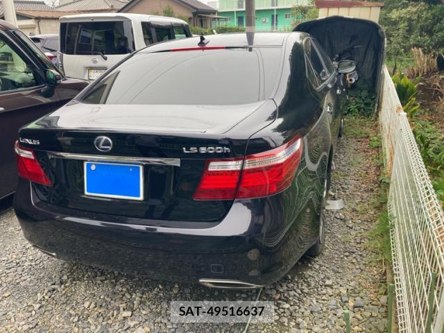 Lexus LS 2007-07 8813851-13