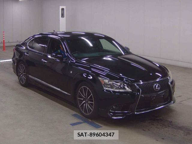 Lexus LS 2013-05 8814233-0