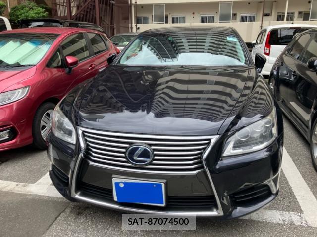 Lexus LS 2013-04 8816413-0