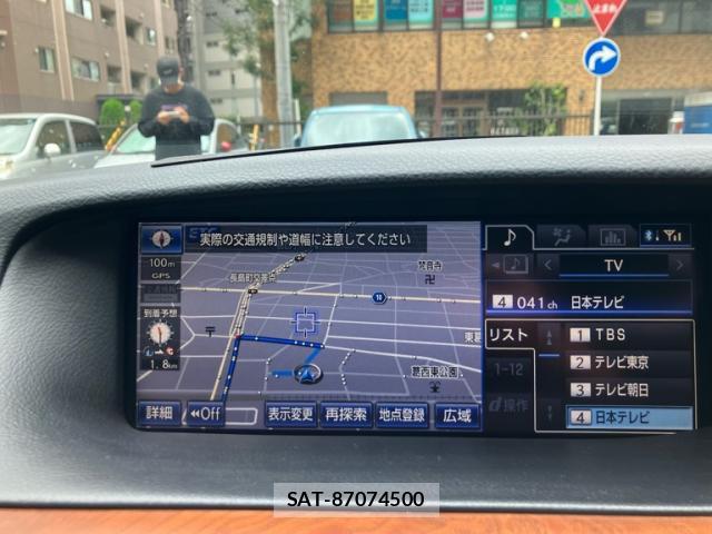 Lexus LS 2013-04 8816413-11