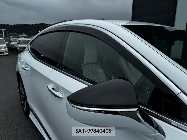Lexus LS 2018-01 8817419-18