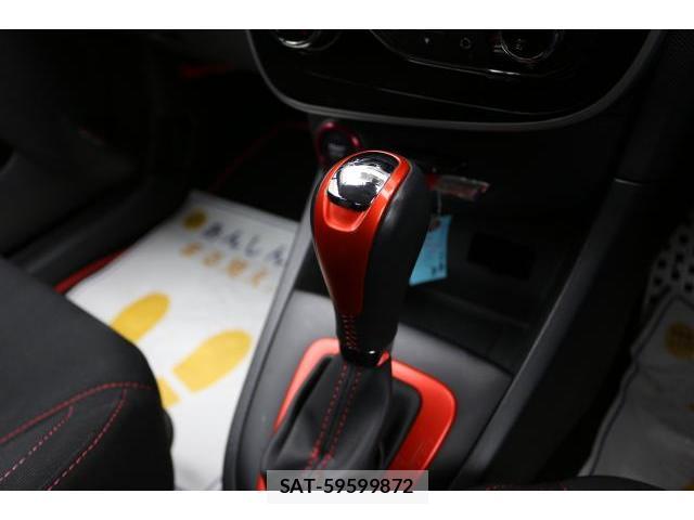 Renault LUTECIA 2013-12 8812825-12