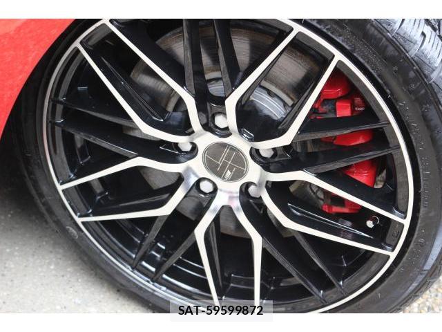 Renault LUTECIA 2013-12 8812825-9