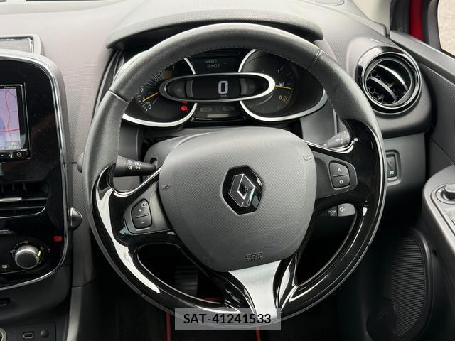 Renault LUTECIA 2015-09 8815850-18