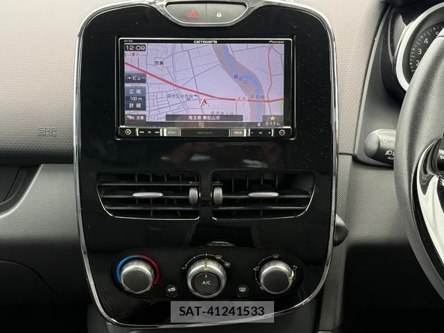 Renault LUTECIA 2015-09 8815850-19