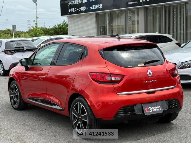 Renault LUTECIA 2015-09 8815850-9