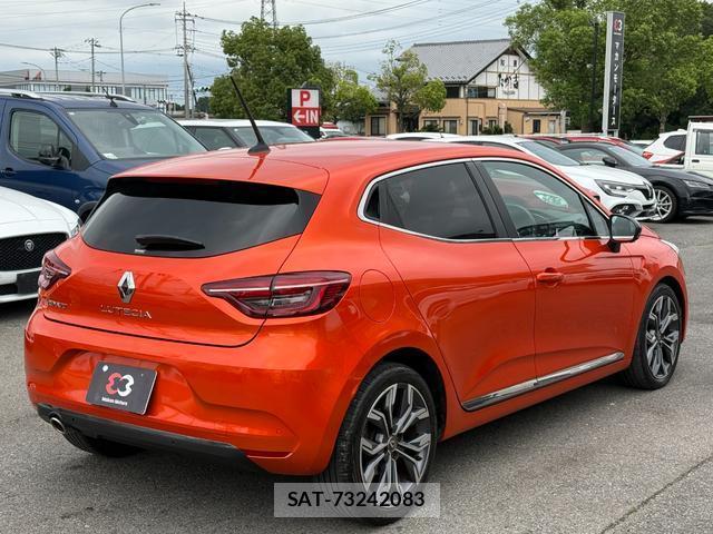 Renault LUTECIA 2021-03 8815852-11