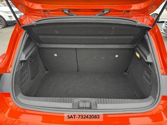 Renault LUTECIA 2021-03 8815852-15