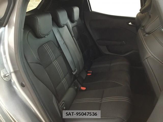 Renault LUTECIA 2023-07 8817055-10