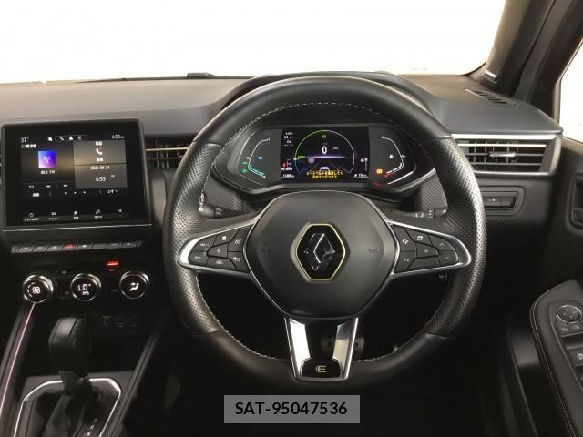 Renault LUTECIA 2023-07 8817055-8