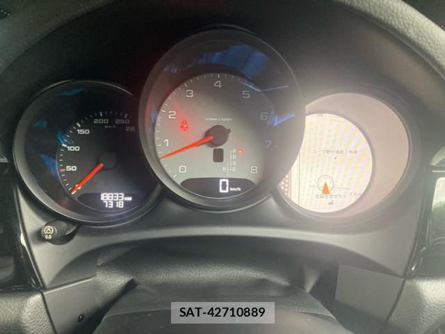 Porsche MACAN 2017-10 8817189-8
