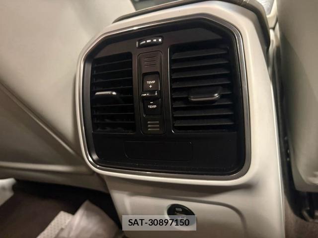 Porsche MACAN 2016-08 8817865-14