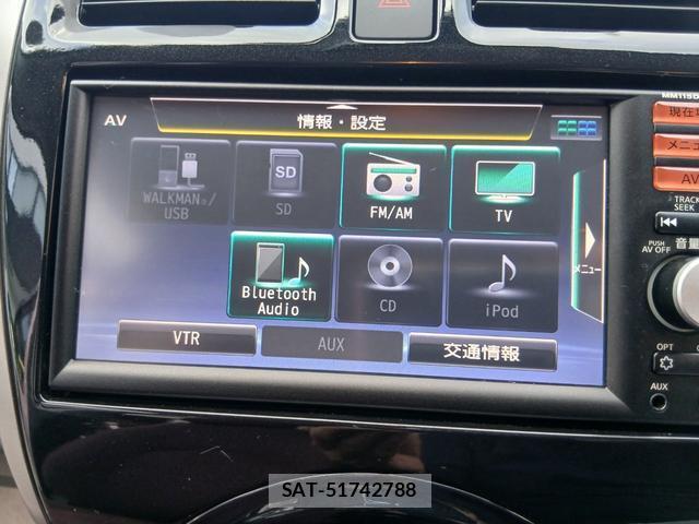 Nissan MARCH 2015-10 8814284-16