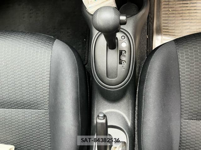 Nissan MARCH 2011-11 8817604-16