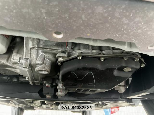 Nissan MARCH 2011-11 8817604-3