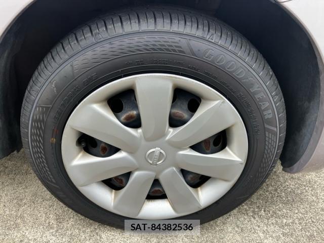 Nissan MARCH 2011-11 8817604-4