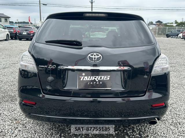 Toyota MARK X ZIO 2010-04 8817735-1