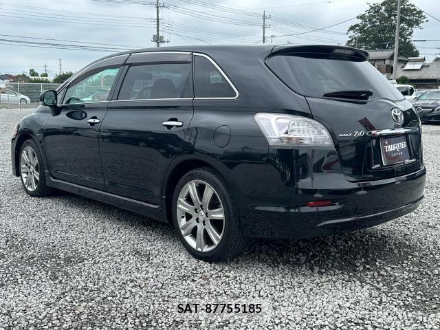 Toyota MARK X ZIO 2010-04 8817735-14