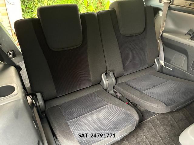 Toyota MARK X ZIO 2012-03 8817888-13