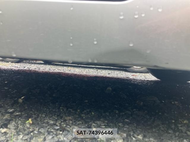 Toyota MARK X 2012-09 8813006-9