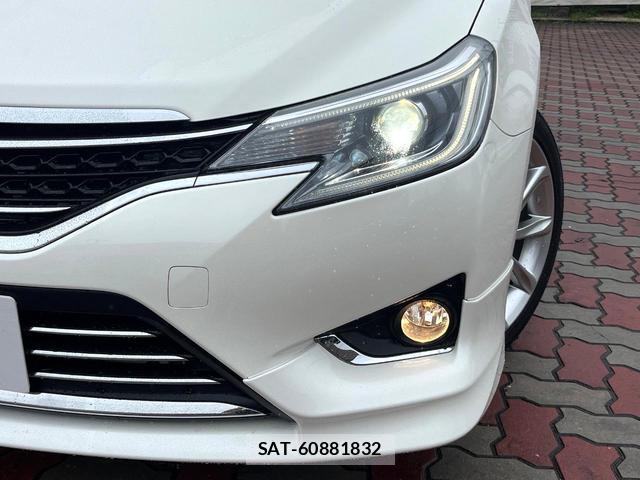 Toyota MARK X 2013-02 8813216-11
