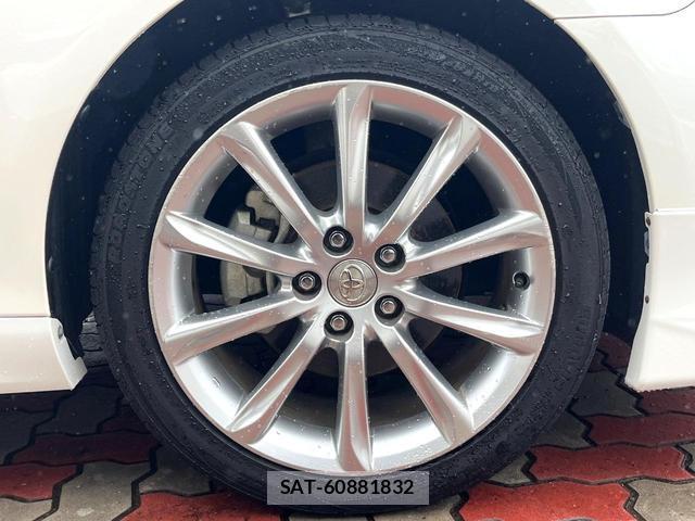 Toyota MARK X 2013-02 8813216-12