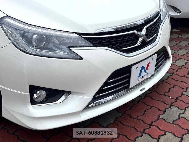 Toyota MARK X 2013-02 8813216-2