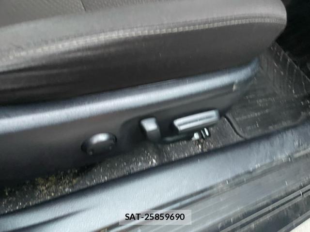 Toyota MARK X 2012-09 8813296-8