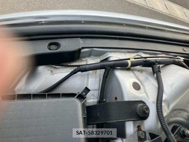 Toyota MARK X 2007-10 8813509-16