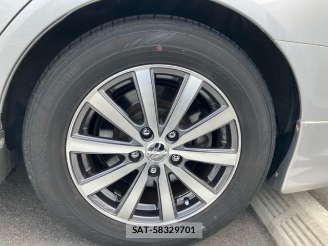 Toyota MARK X 2007-10 8813509-5