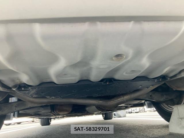 Toyota MARK X 2007-10 8813509-9