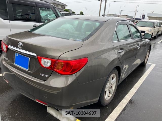 Toyota MARK X 2009-10 8814085-13