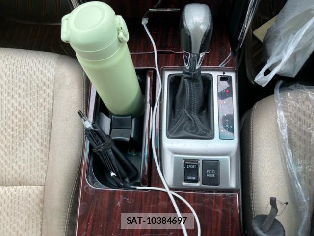 Toyota MARK X 2009-10 8814085-18