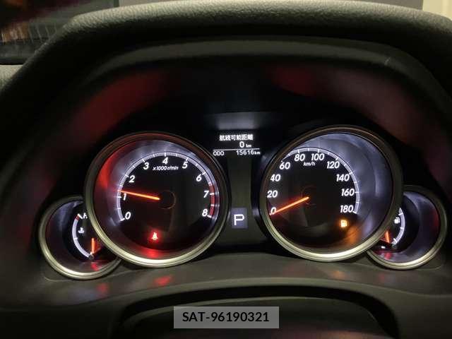 Toyota MARK X 2019-05 8814699-6
