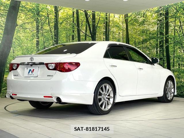 Toyota MARK X 2011-10 8817226-16