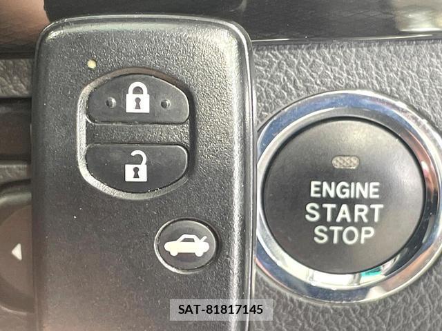 Toyota MARK X 2011-10 8817226-6