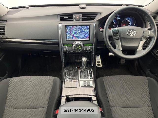 Toyota MARK X 2012-02 8817847-1