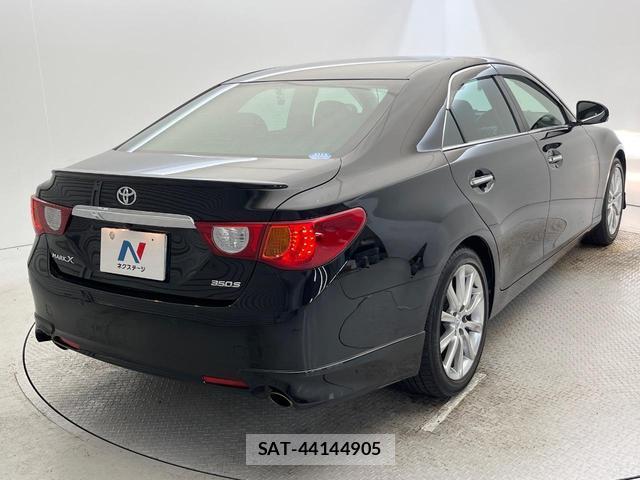 Toyota MARK X 2012-02 8817847-16