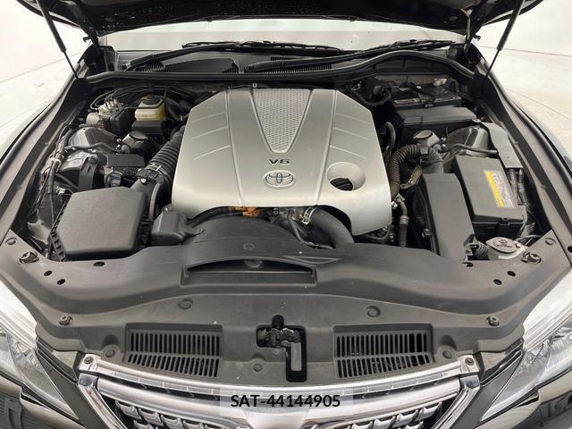 Toyota MARK X 2012-02 8817847-17