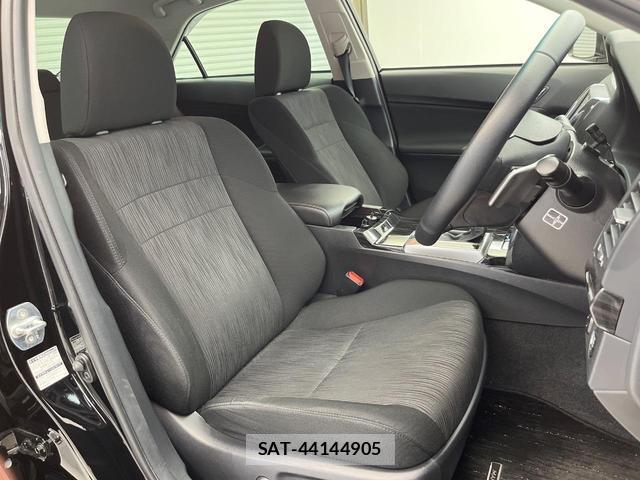 Toyota MARK X 2012-02 8817847-8