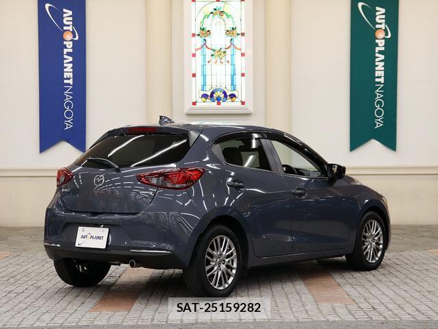 Mazda MAZDA2 2020-08 8812940-1
