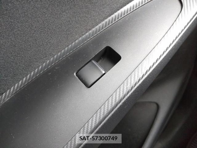 Mazda MAZDA2 2021-06 8815311-12