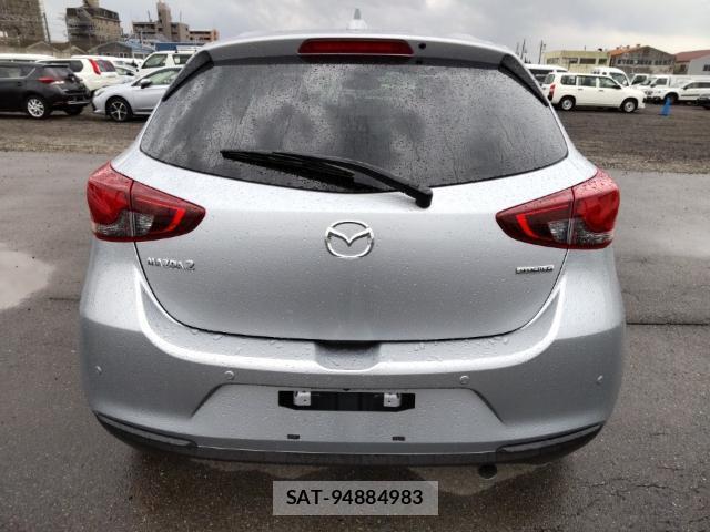 Mazda MAZDA2 2021-09 8815314-1