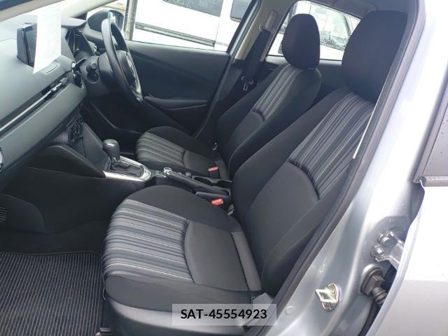 Mazda MAZDA2 2021-06 8815315-15