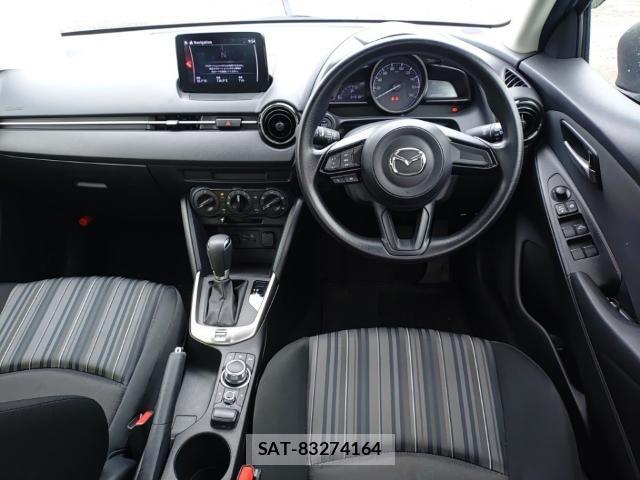 Mazda MAZDA2 2021-06 8815318-2