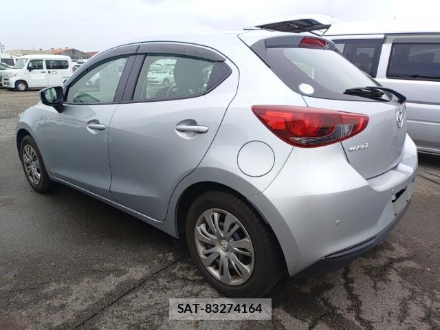 Mazda MAZDA2 2021-06 8815318-5
