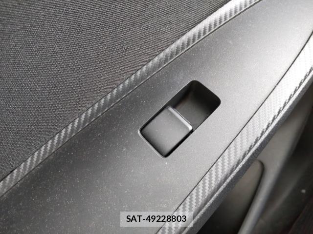 Mazda MAZDA2 2021-09 8815330-12