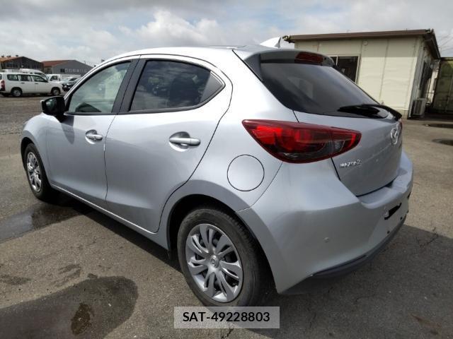 Mazda MAZDA2 2021-09 8815330-5